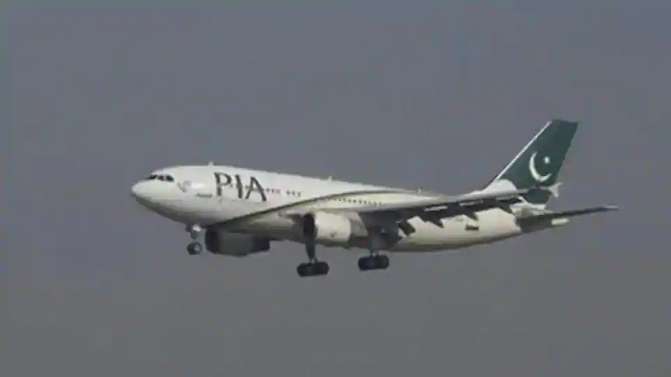 PIA Flight With 107 On Board Crashes In Karachi Minute Before Landing – Indian Defence Research Wing