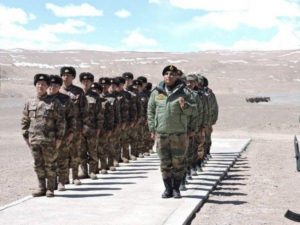 ‘Unprofessional’ Chinese Army used sticks, clubs with barbed wires and stones in face-off near Pangong Tso – Indian Defence Research Wing