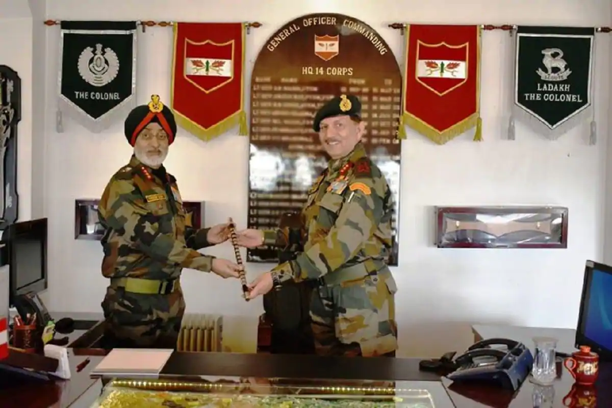 Meet Lieutenant General Harinder Singh, Who Will Represent India at Today’s Military-Level Talks – Indian Defence Research Wing