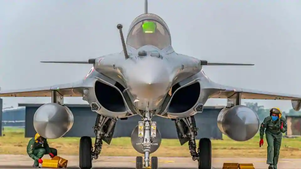 As Rafale jets entered Indian airspace, this UP village celebrated ‘Diwali’ – Indian Defence Research Wing
