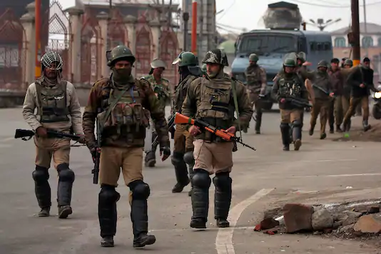 CRPF Personnel Injured in IED Blast in J-K’s Pulwama – Indian Defence Research Wing