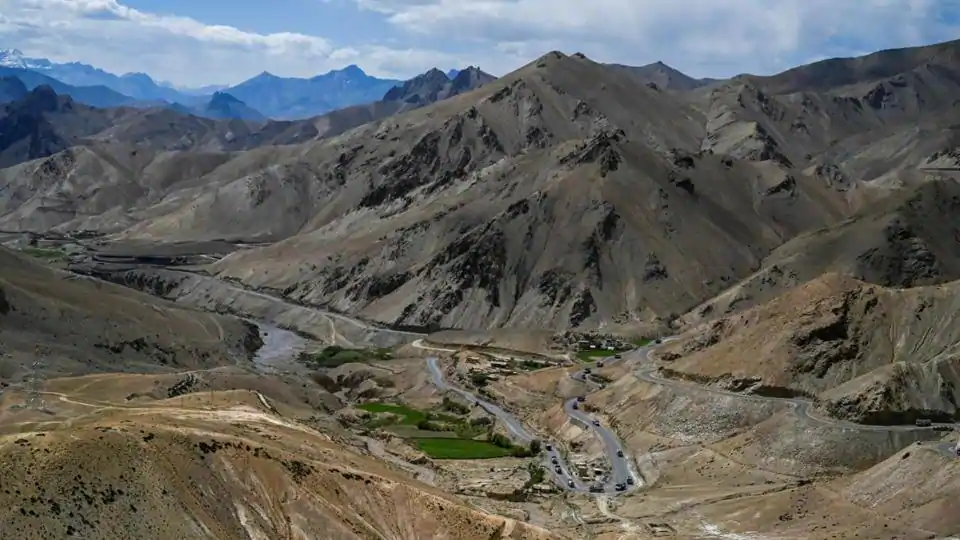 China doesn’t budge in Ladakh border row, wants India to see ‘big picture’ – Indian Defence Research Wing