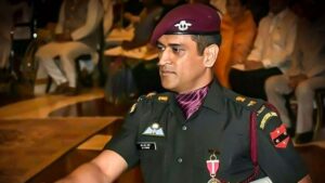 Dhoni Retires,Will He Join The Indian Army? – Indian Defence Research Wing