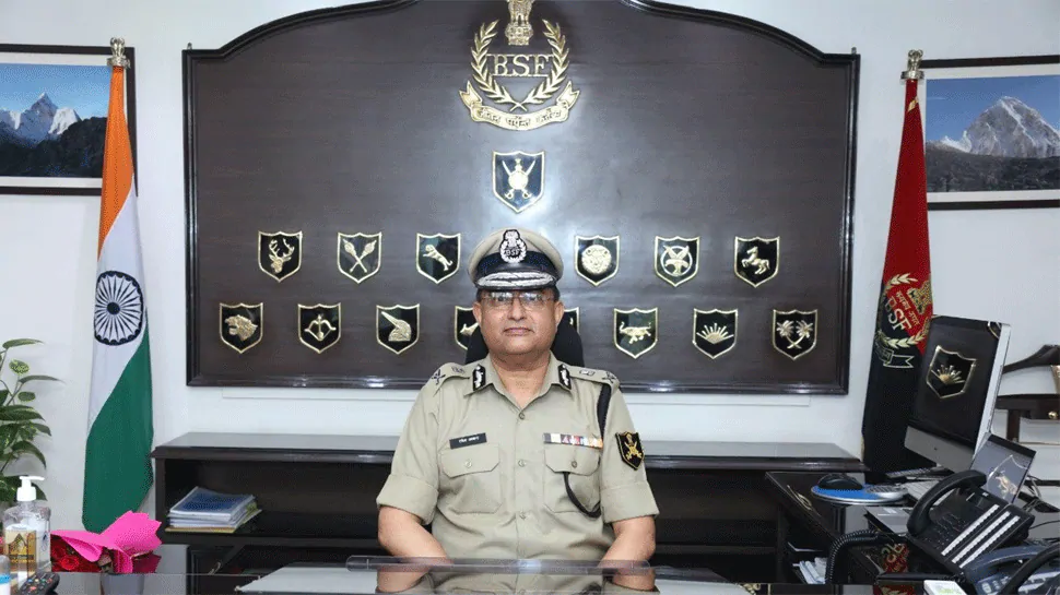 IPS officer Rakesh Asthana takes charge as the 27th Director-General of Border Security Force – Indian Defence Research Wing