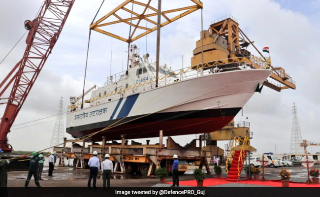 Indian Coast Guard Launches 27-Meter-Long Interceptor Boat In Surat – Indian Defence Research Wing