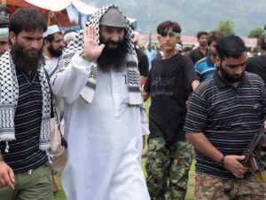 Indian agencies get Pak document ‘certifying’ Hizbul chief Salahuddin as ‘bona fide‘ official of ISI – Indian Defence Research Wing
