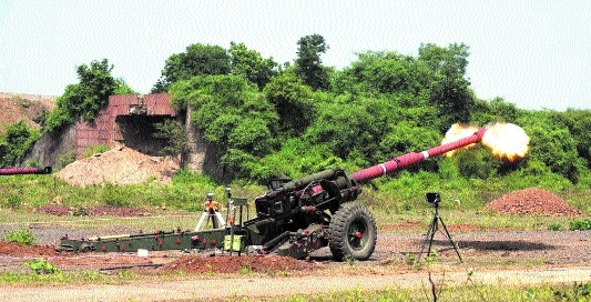 Indigenous Sharang Gun system being test fired at LPR Khamaria. – Indian Defence Research Wing