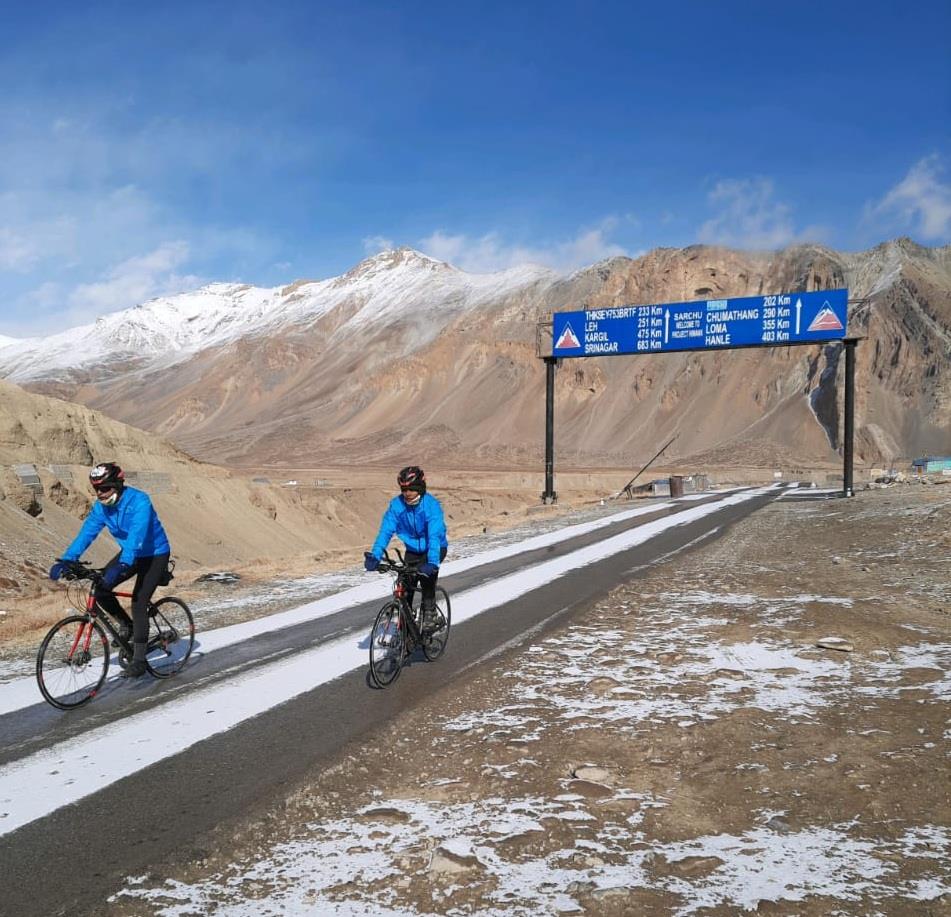 Army officer, fellow set record by pedalling across Himalayas – Indian Defence Research Wing