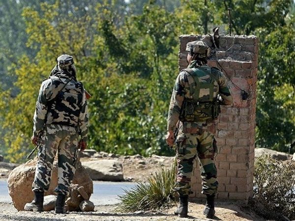 Five CRPF commandos injured in IED blast – Indian Defence Research Wing