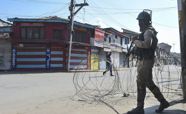 Encounter In Jammu and Kashmir’s Anantnag, Terrorist Arrested – Indian Defence Research Wing